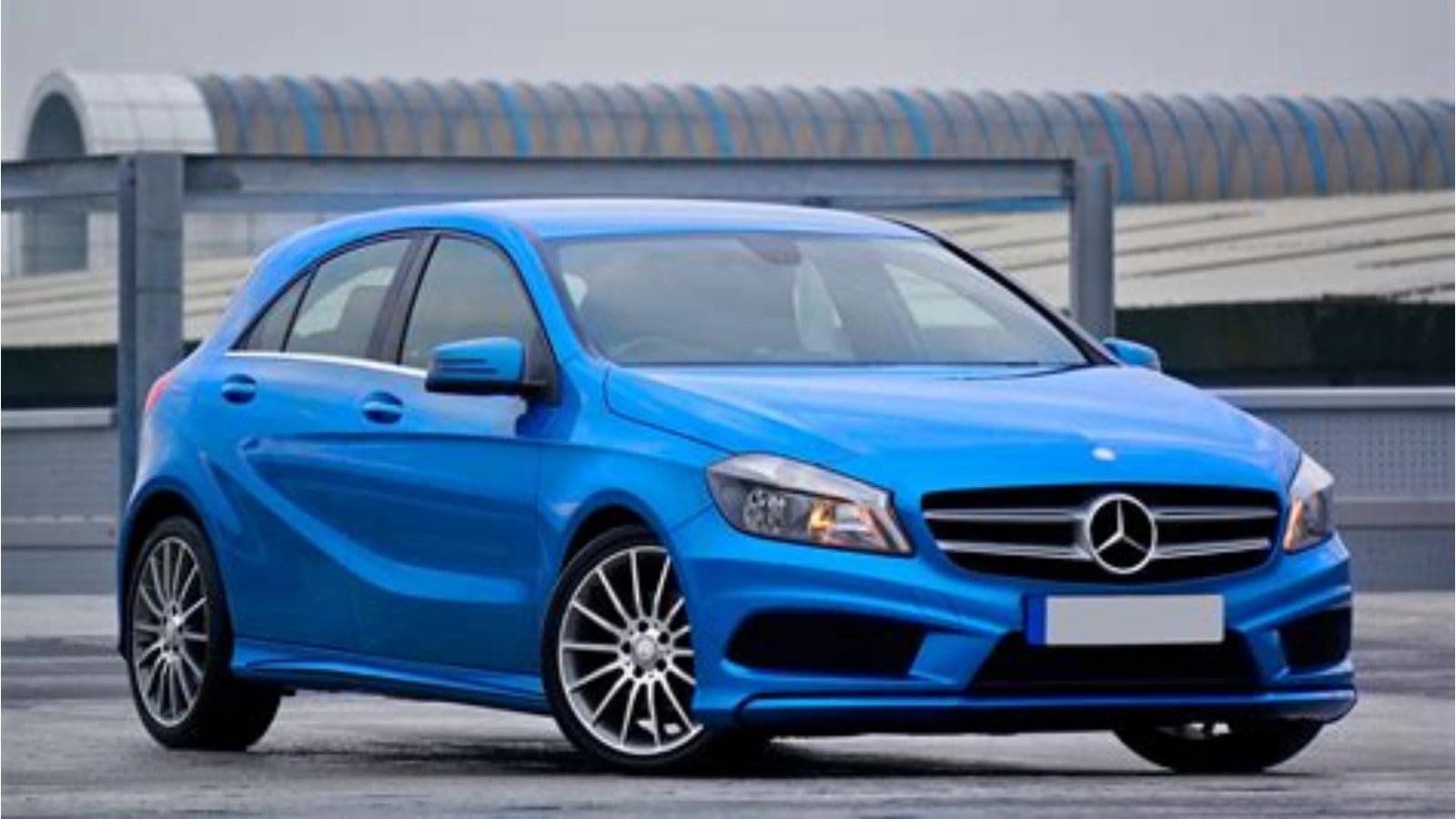 Dubai RTA car ownership transfer — vehicle photo